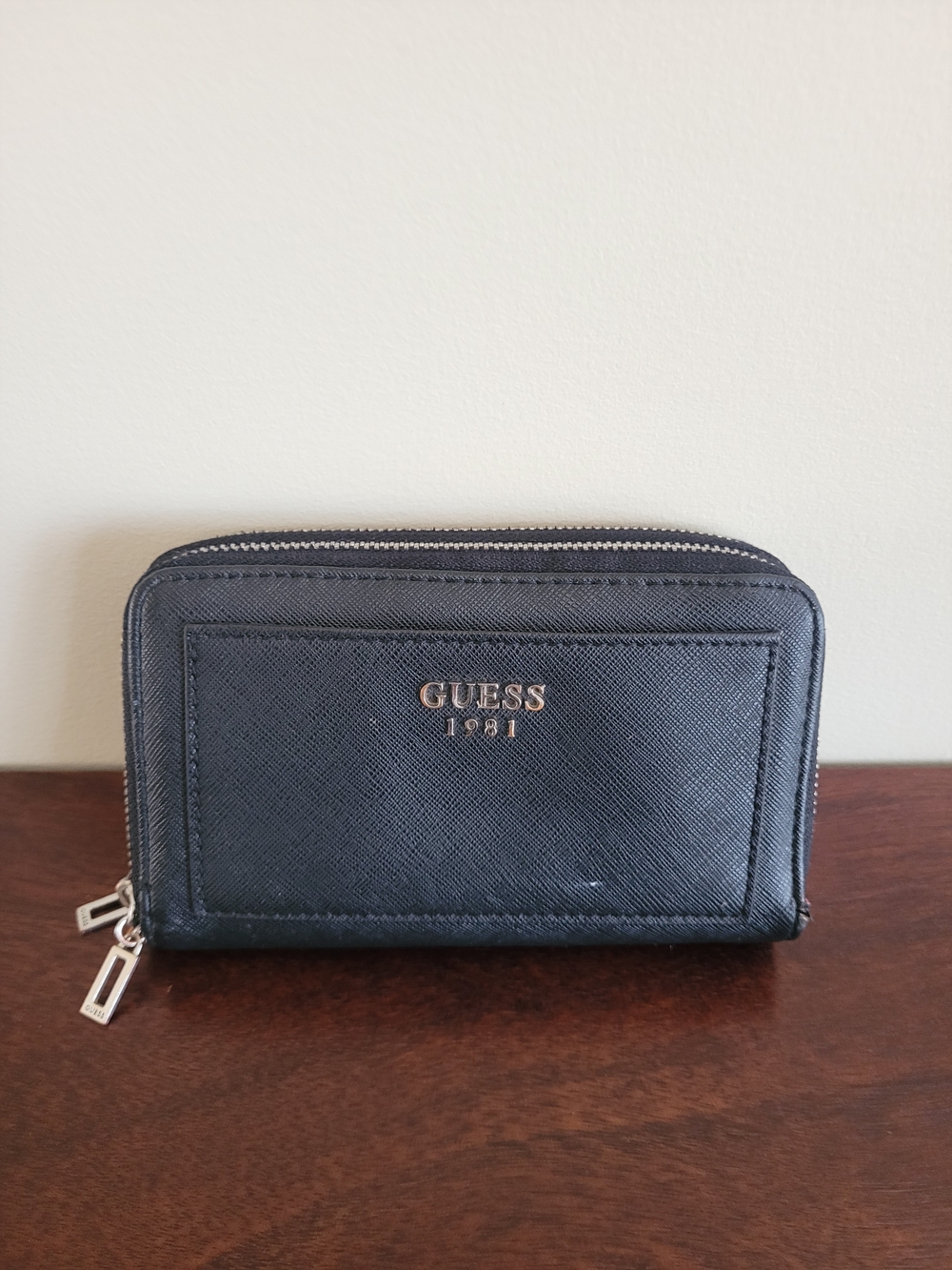 Vintage GUESS 1981 Black Zip-Around Women's Wallet